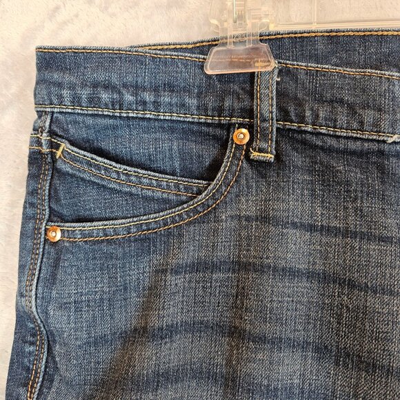 OLD NAVY THE DIVA Boot Cut Medium Wash Womens 16 short Casual Denim mom Rodeo - Picture 9 of 14
